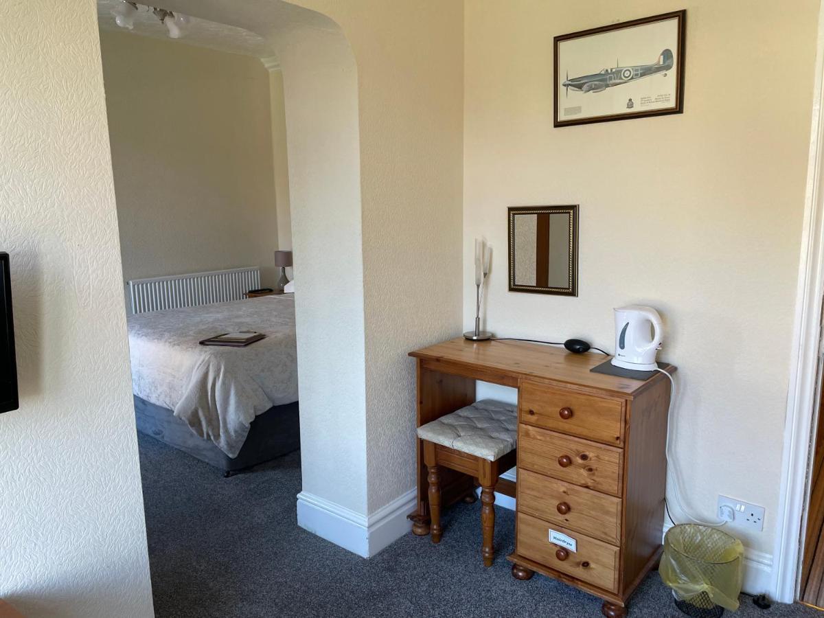 Bron Menai Guest House Карнарвон Экстерьер фото